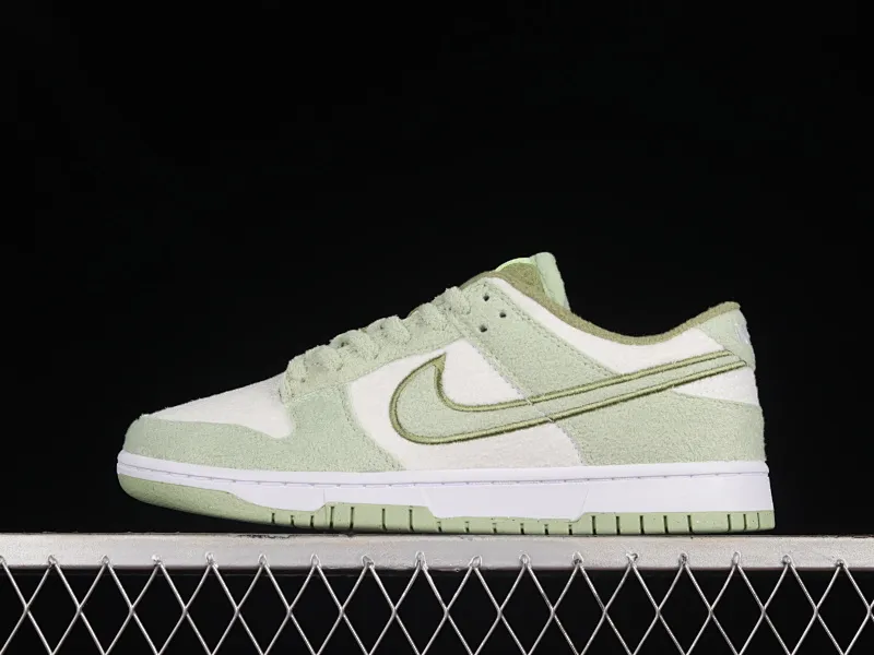 All categories Nk SB Dunk series Nk SB Dunk Low low-top sneakers Nk SB Dunk Low wool white green SB low-top sports and leisure sneakers DQ7579-300